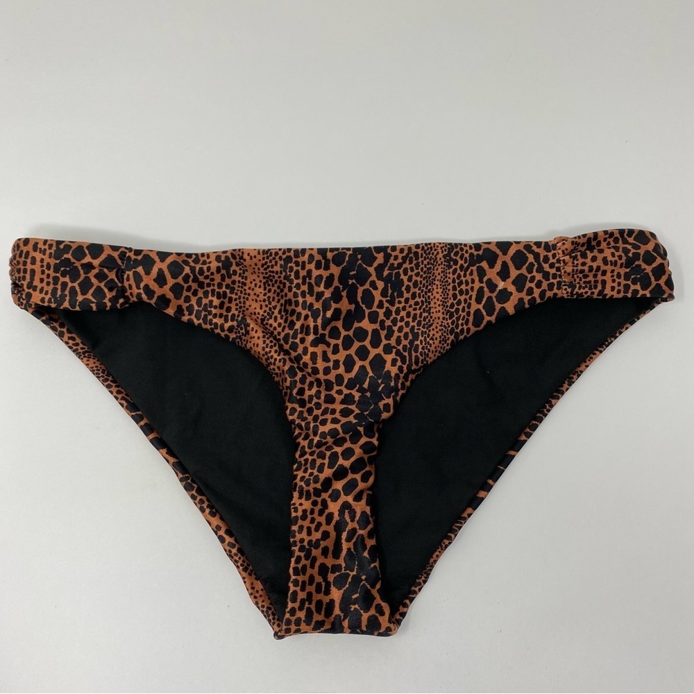 Baobab Collection Leopard Low Rise Bikini Bottom - Picture 2 of 6